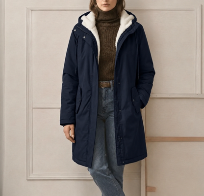 Parka déperlante à capuchon doublée en sherpa