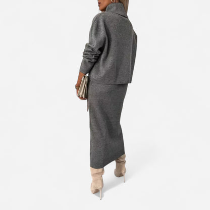 Robe longue et chandail court assorti