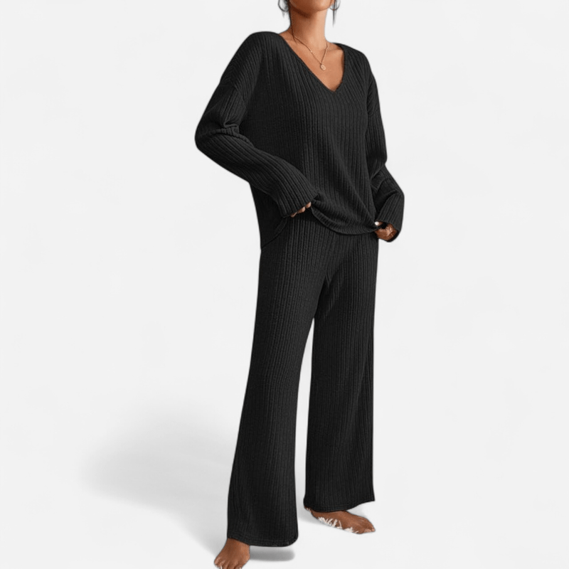 Ensemble tricot : chandail col en V et pantalon