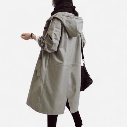 Imperméable à capuchon